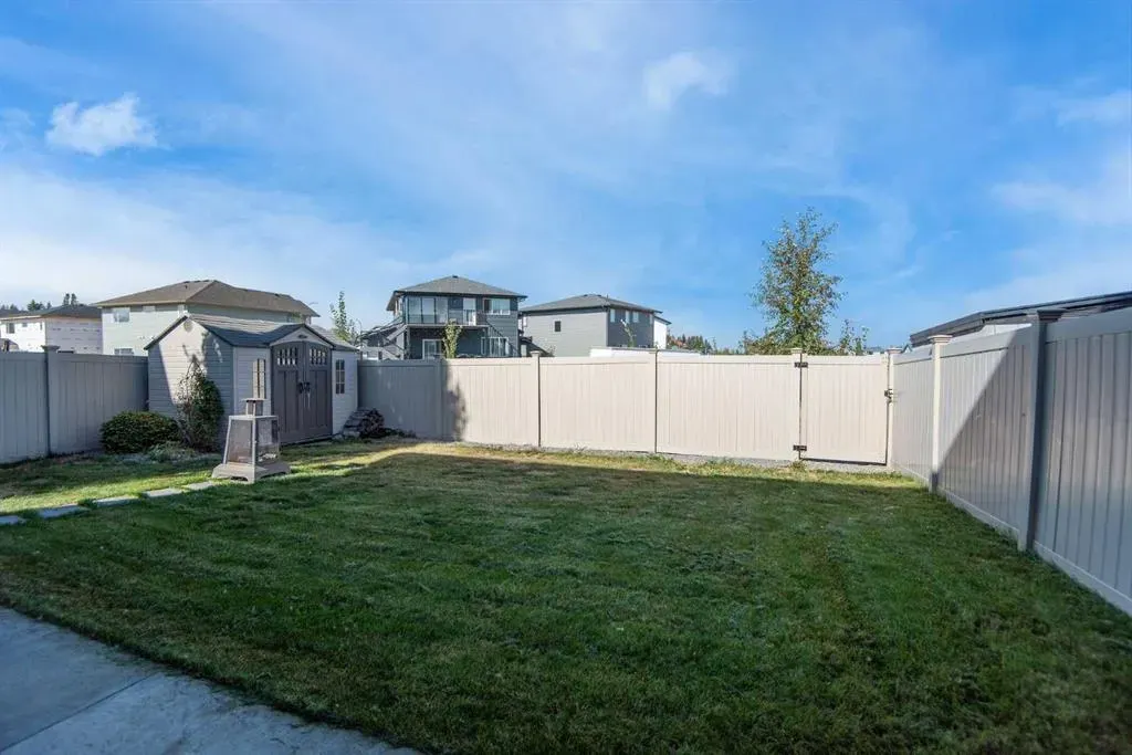 68 Thompson Crescent