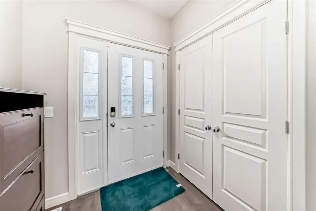 15 Evanscrest Way