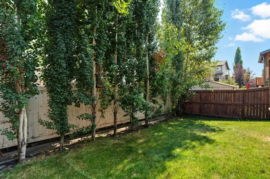 270 Everoak Drive SW
