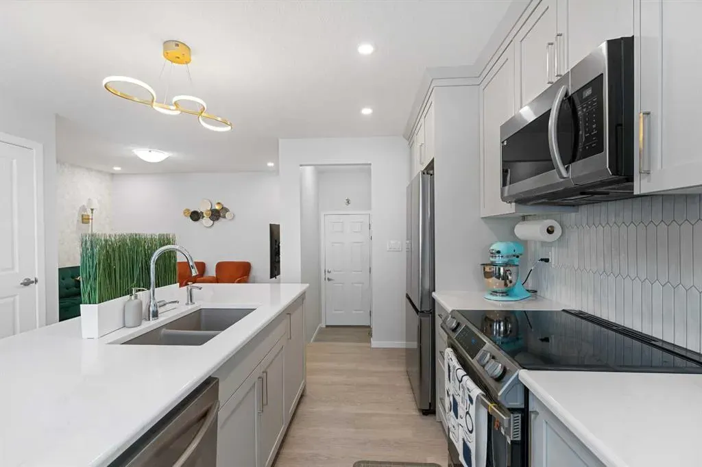 2200 Windbury Greenway SW