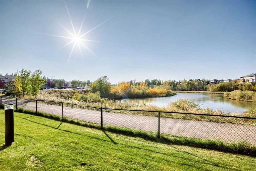 17 Royal Elm Green NW