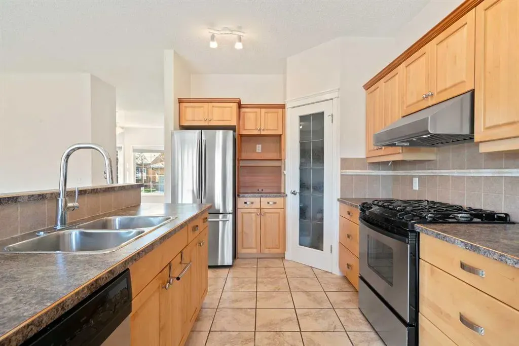 214 Shannon Estates Terrace SW
