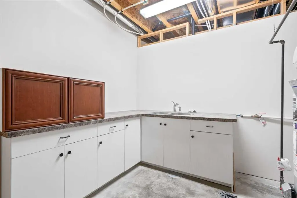 214 Shannon Estates Terrace SW