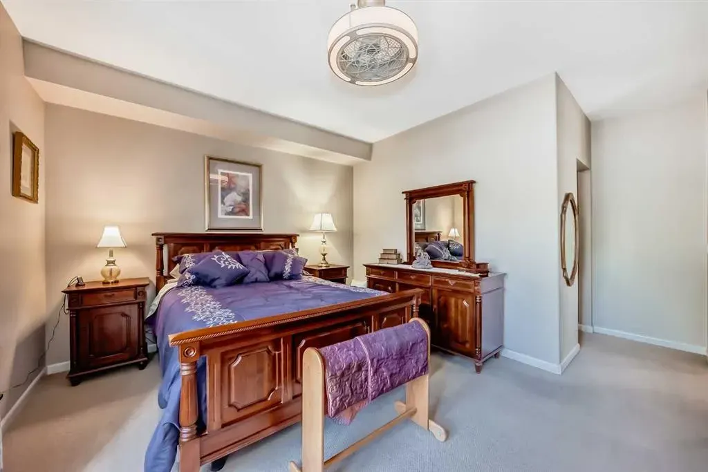 52 Cranfield Link SE, #106