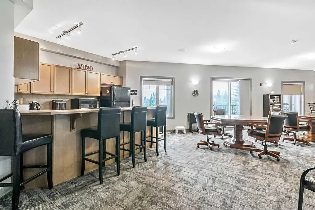 52 Cranfield Link SE, #106