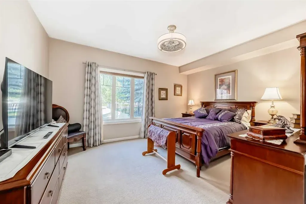52 Cranfield Link SE, #106