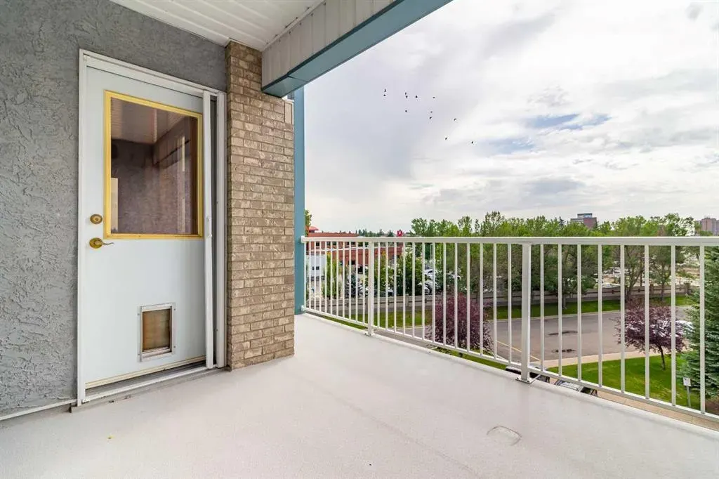 75 1 Avenue S, #428