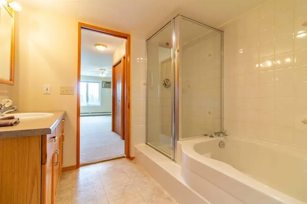 75 1 Avenue S, #428