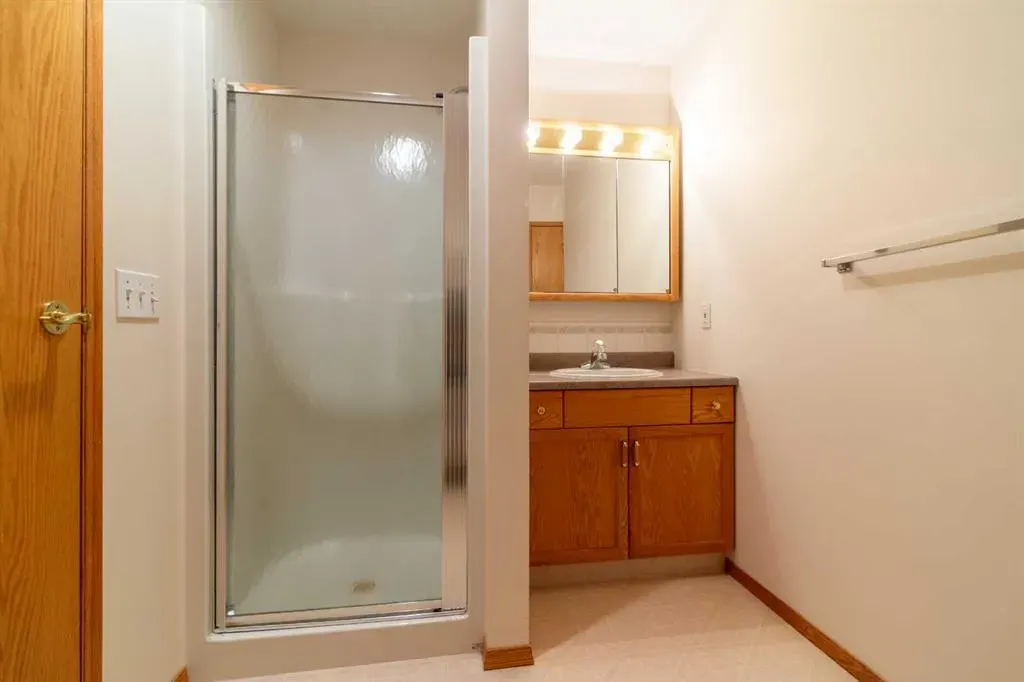 75 1 Avenue S, #428