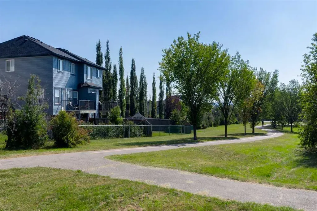 230 Evanscreek Court NW