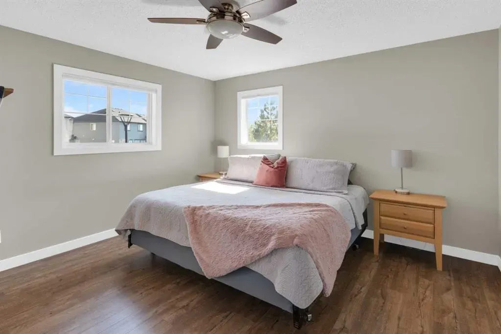 230 Evanscreek Court NW