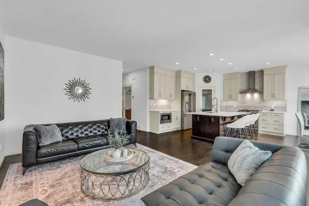 311 Tremblant Heights SW