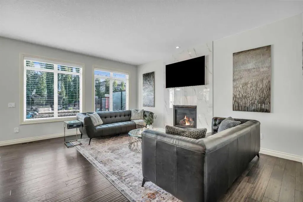 311 Tremblant Heights SW