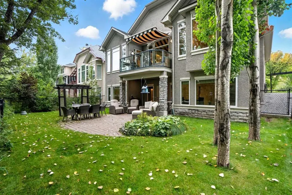 134 Discovery Ridge Boulevard SW