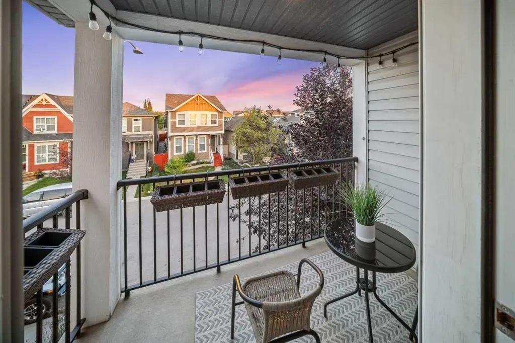 17 Auburn Crest Green SE