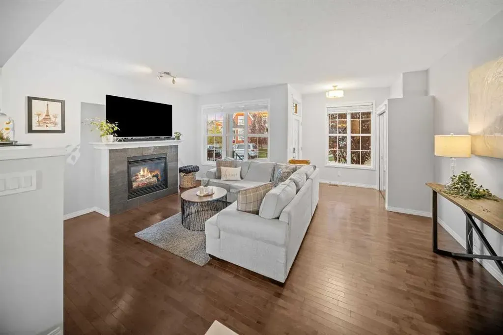 17 Auburn Crest Green SE