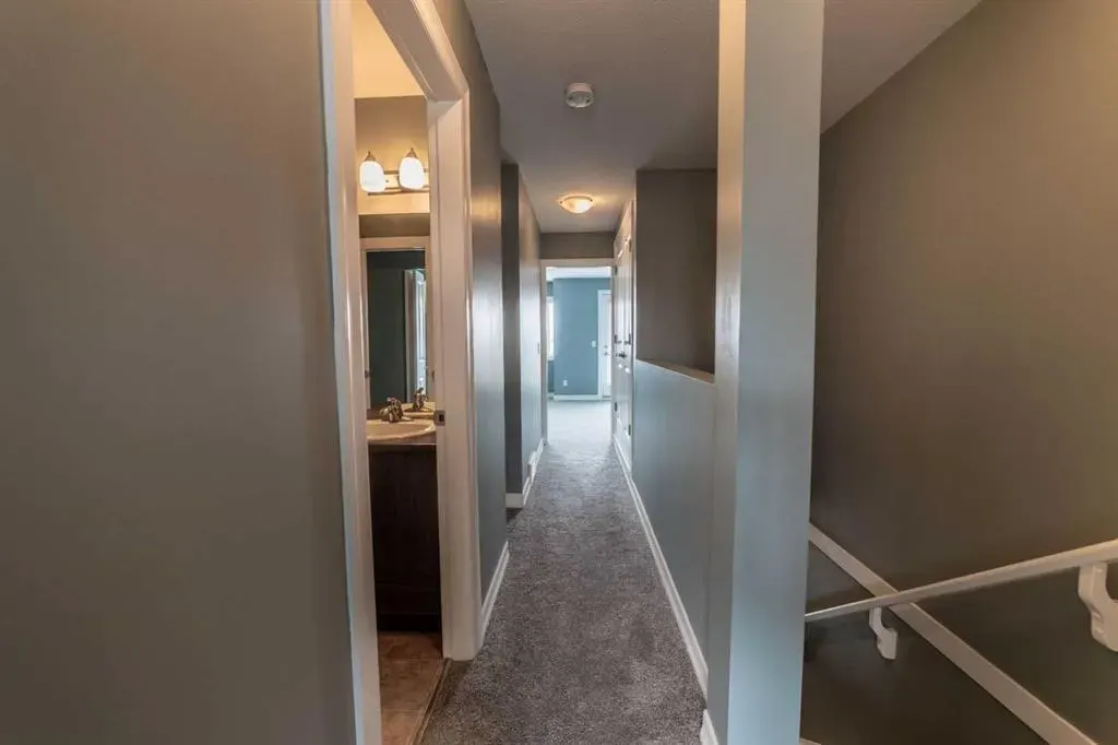 121 Copperpond Common SE, #1218