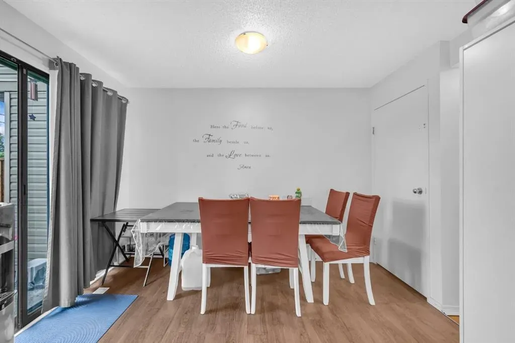 55 Falshire Terrace NE