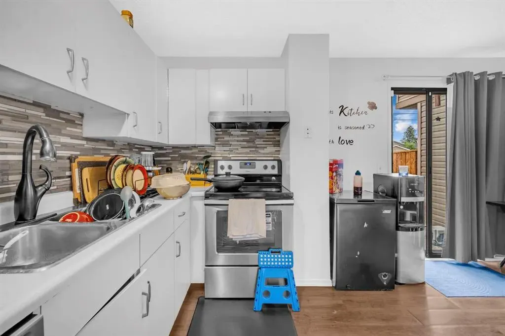 55 Falshire Terrace NE
