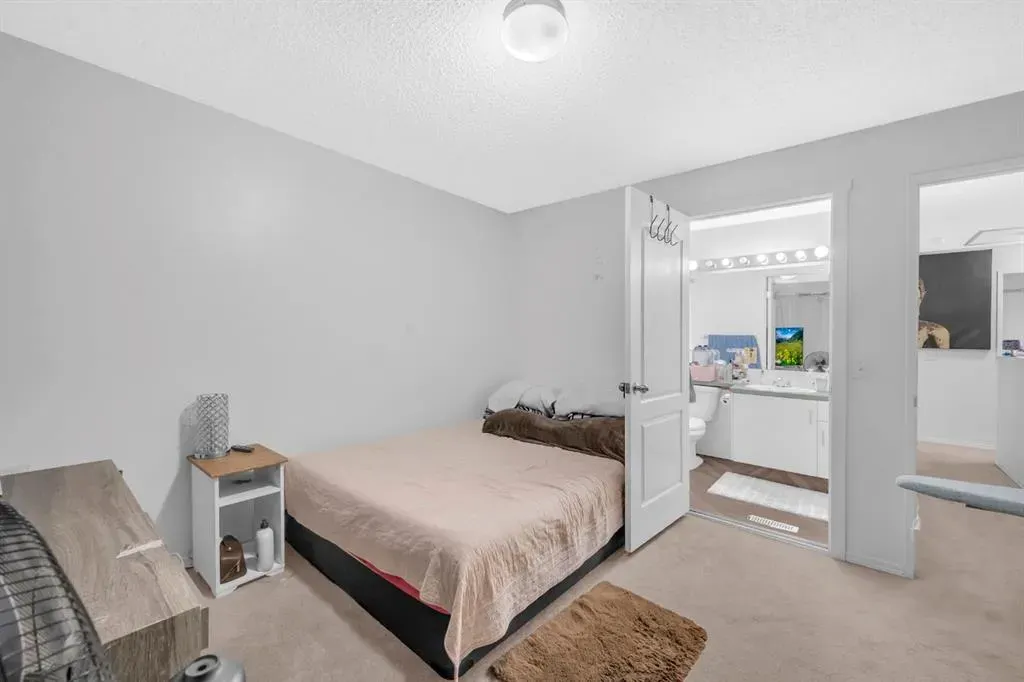 55 Falshire Terrace NE
