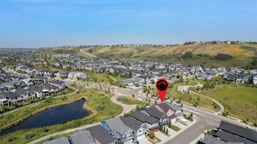 13 Cranbrook Cove SE