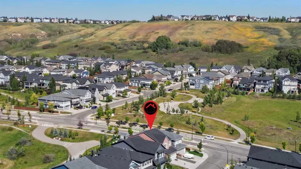 13 Cranbrook Cove SE