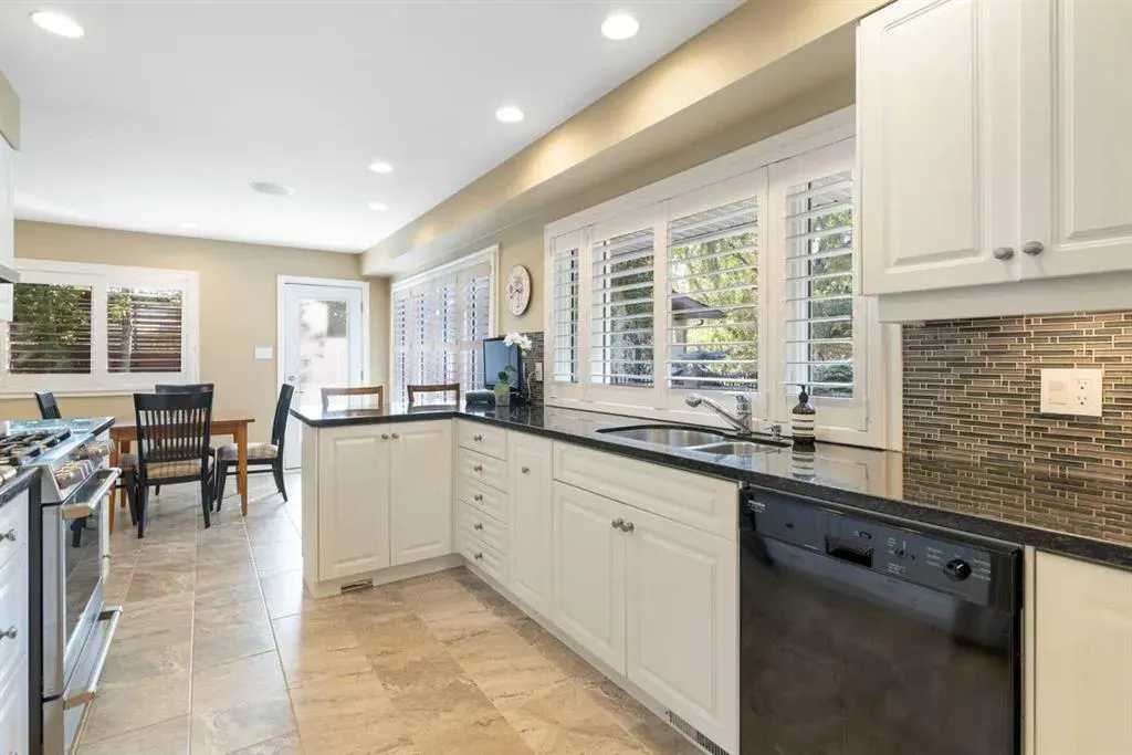 12 Medford Place SW