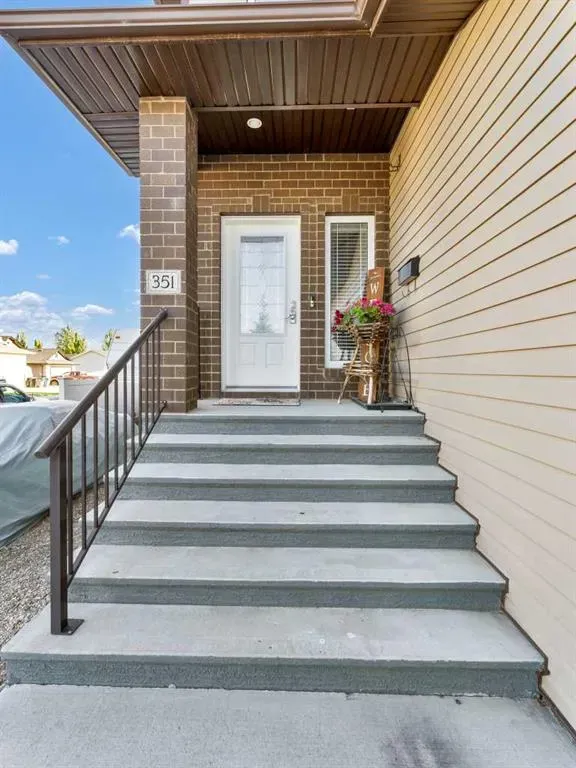 351 Stratton Road SE