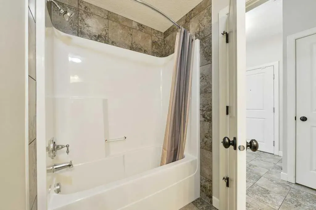 35 ASPENMONT Heights SW, #235