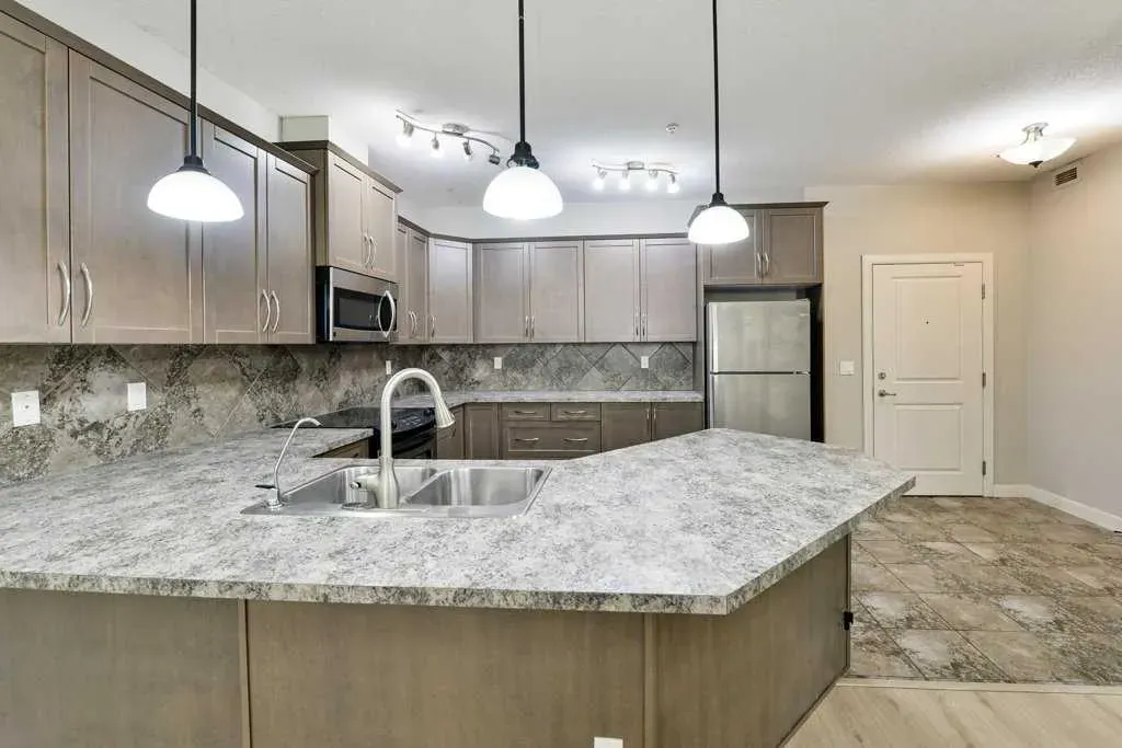 35 ASPENMONT Heights SW, #235