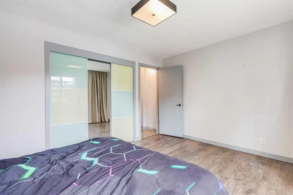 507 57 Avenue SW, #208