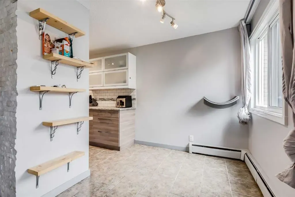 507 57 Avenue SW, #208