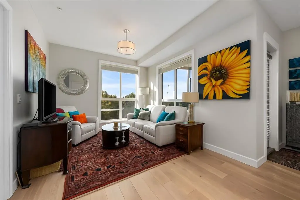 383 Smith Street NW, #315