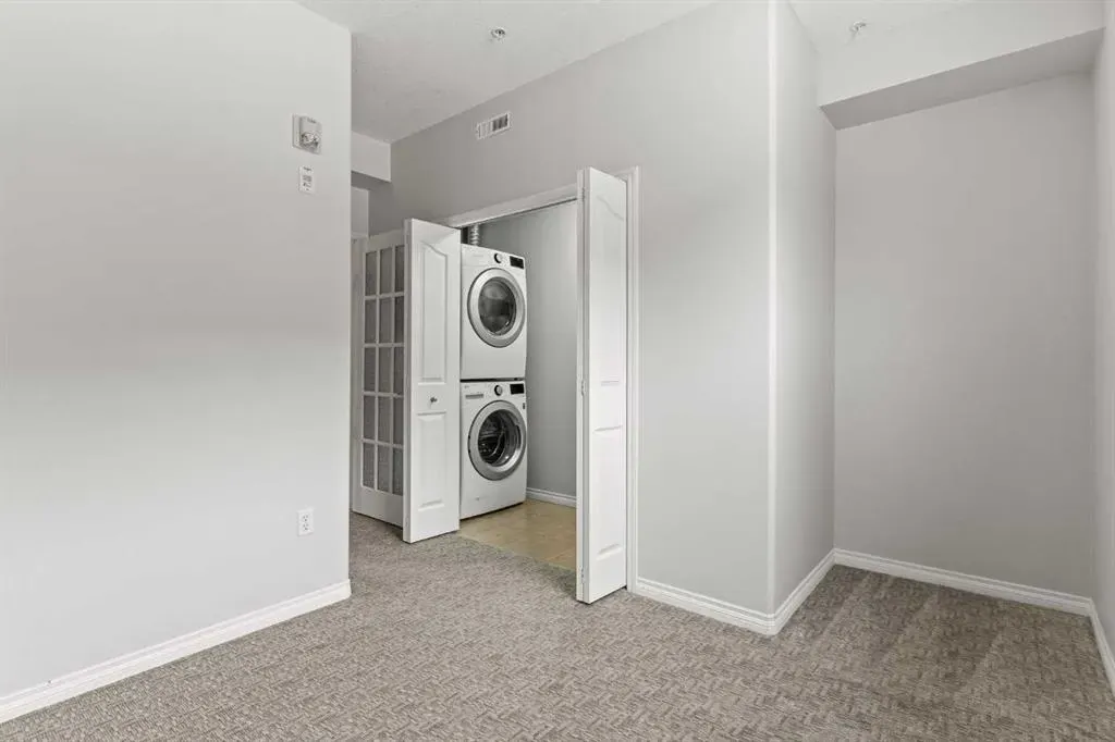 30 Sierra Morena Landing SW, #242