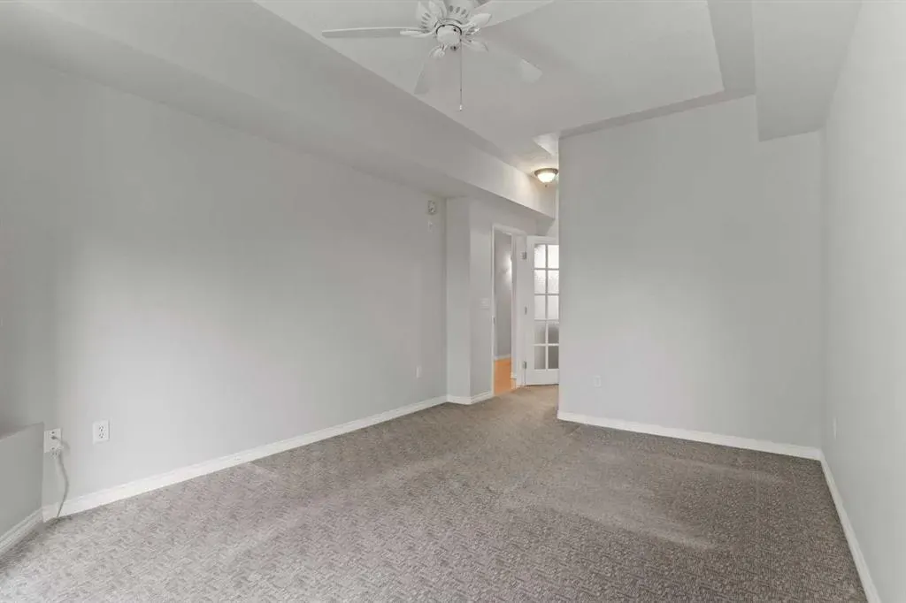 30 Sierra Morena Landing SW, #242