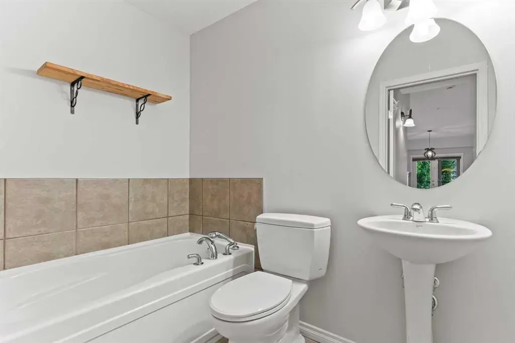 30 Sierra Morena Landing SW, #242