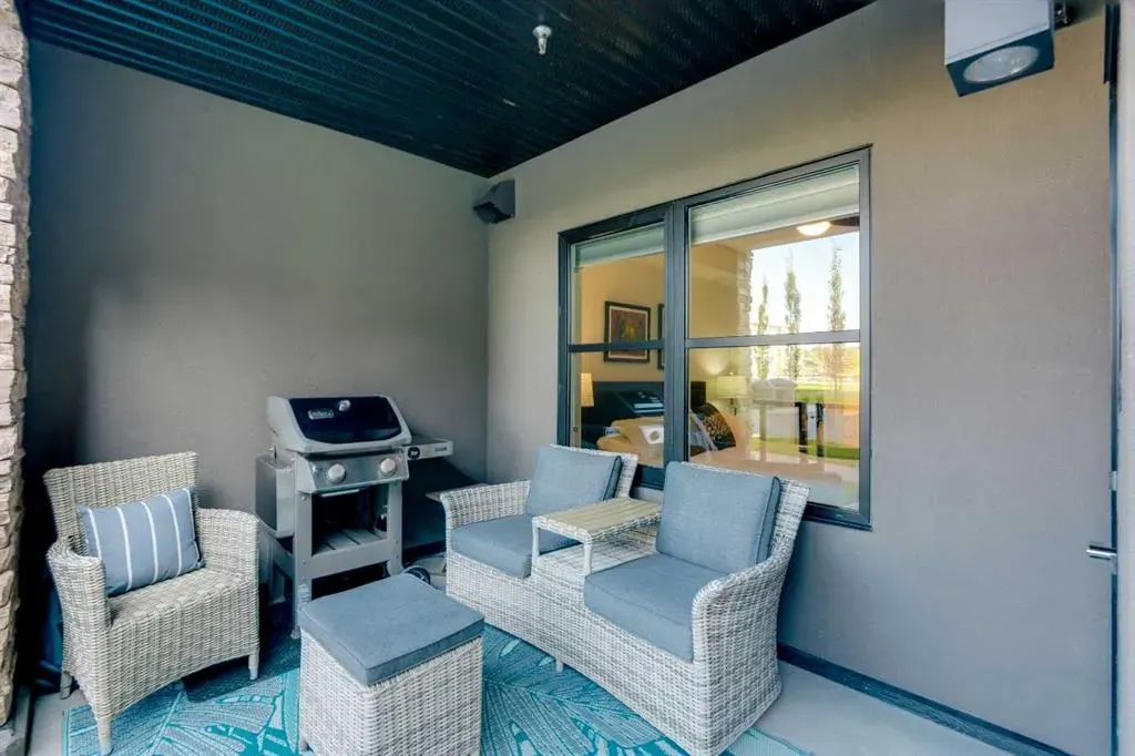 125 Wolf Hollow Crescent SE, #112