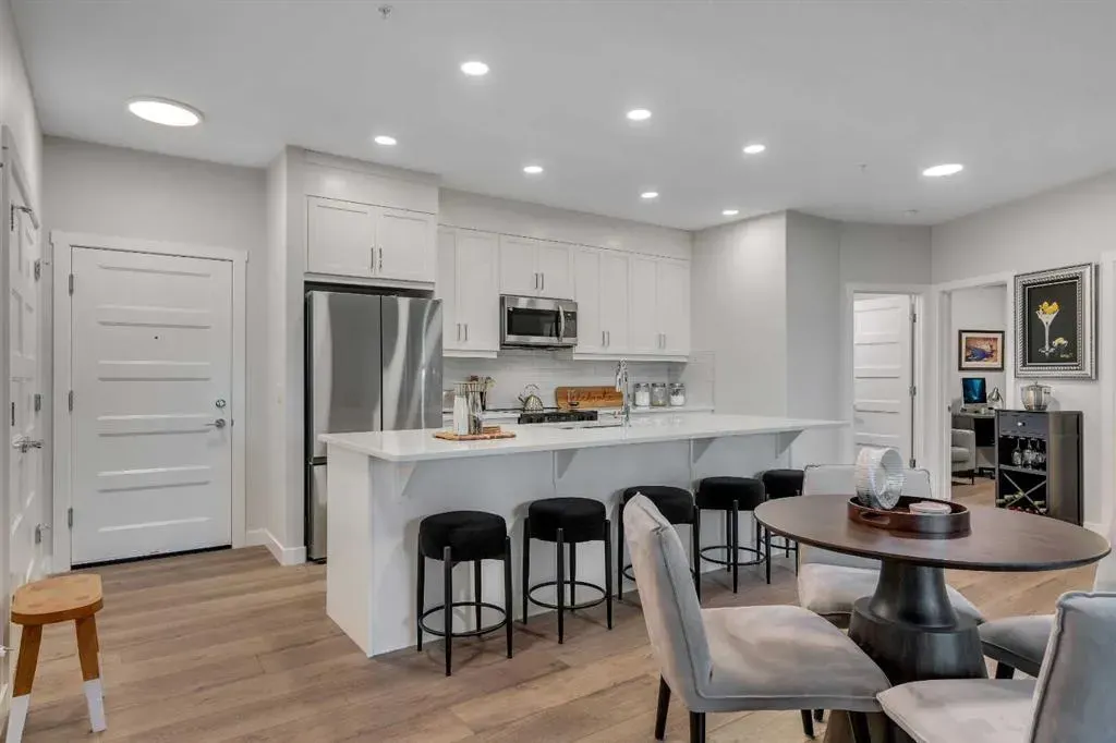 125 Wolf Hollow Crescent SE, #112