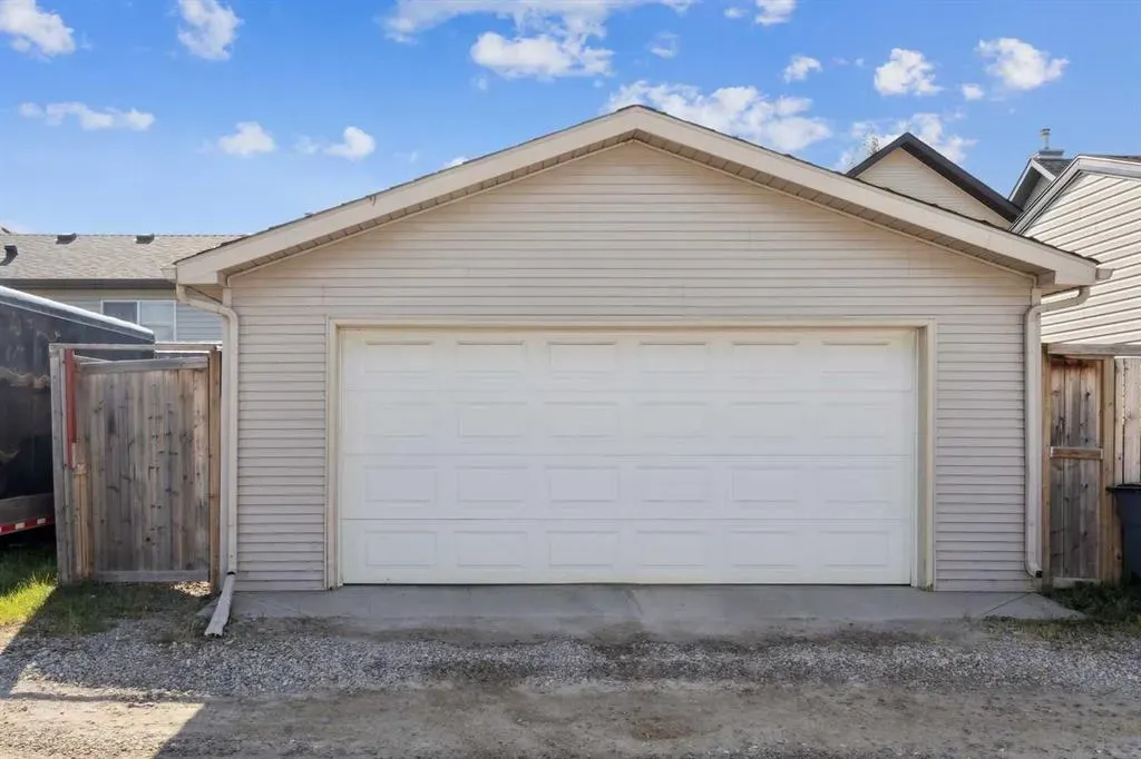 46 Cranberry Close SE