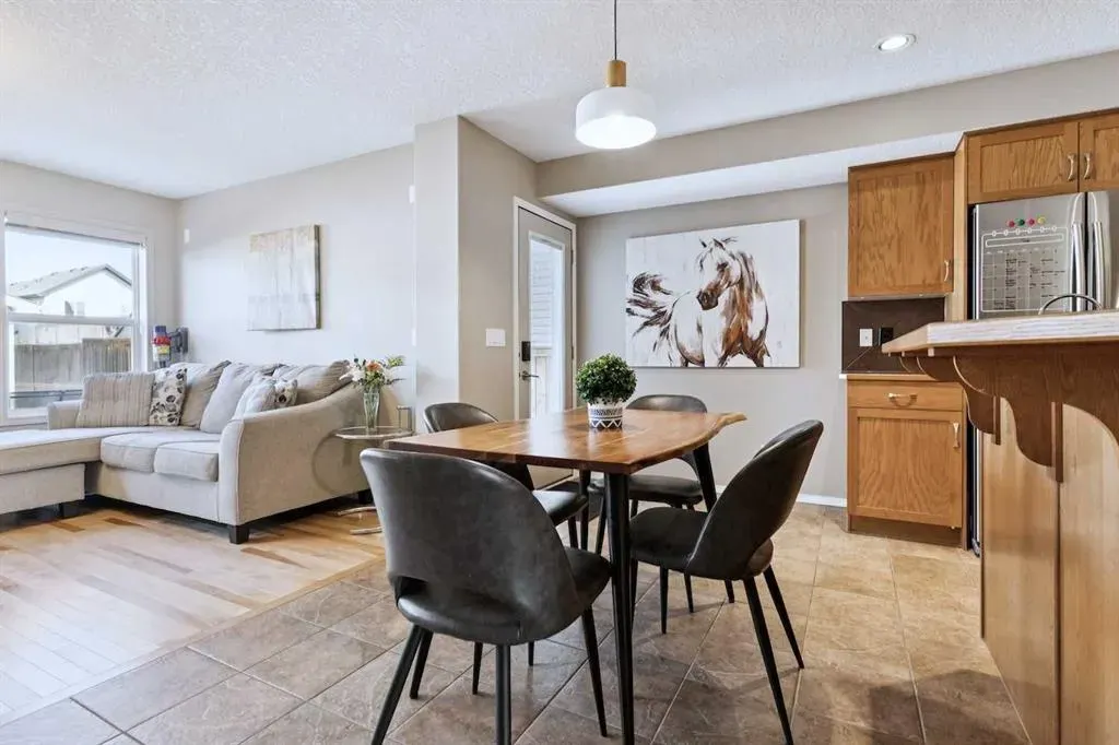 46 Cranberry Close SE