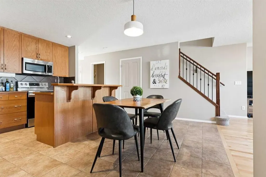 46 Cranberry Close SE