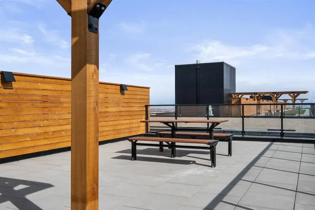 8370 Broadcast Avenue SW, #204