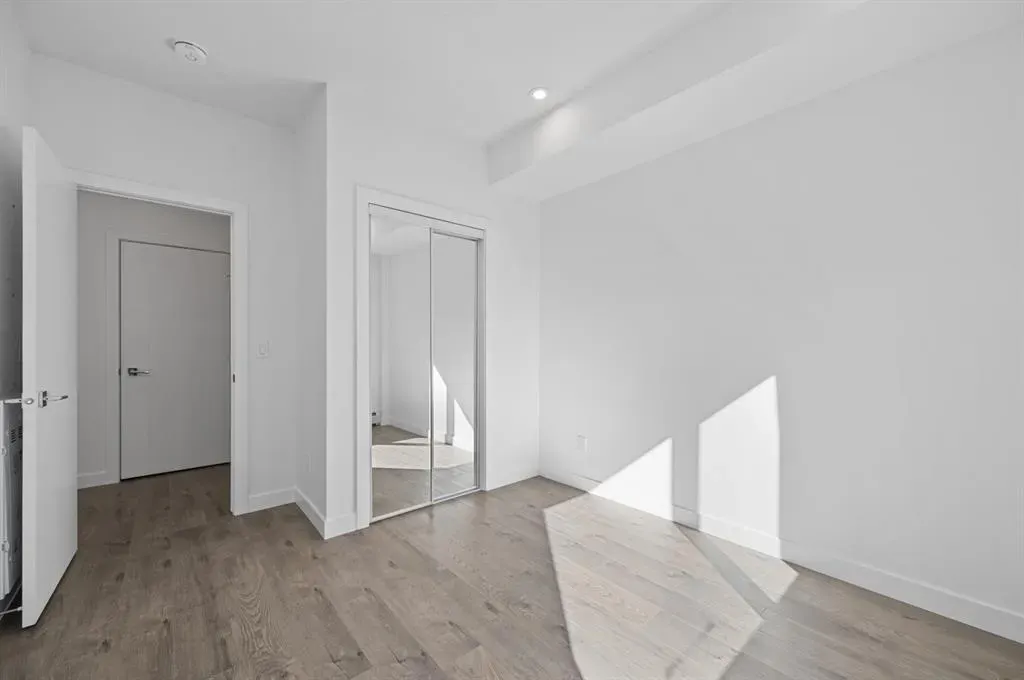 8370 Broadcast Avenue SW, #204