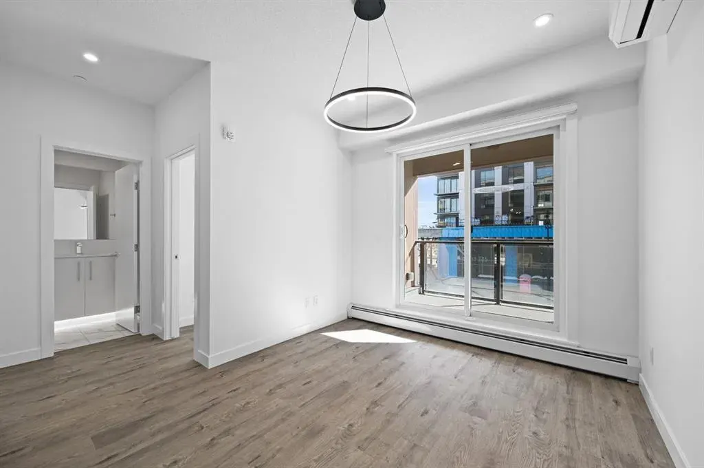 8370 Broadcast Avenue SW, #204