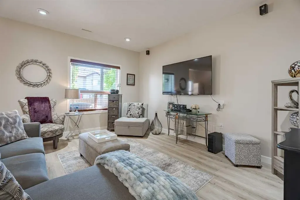48 ST Moritz Terrace SW
