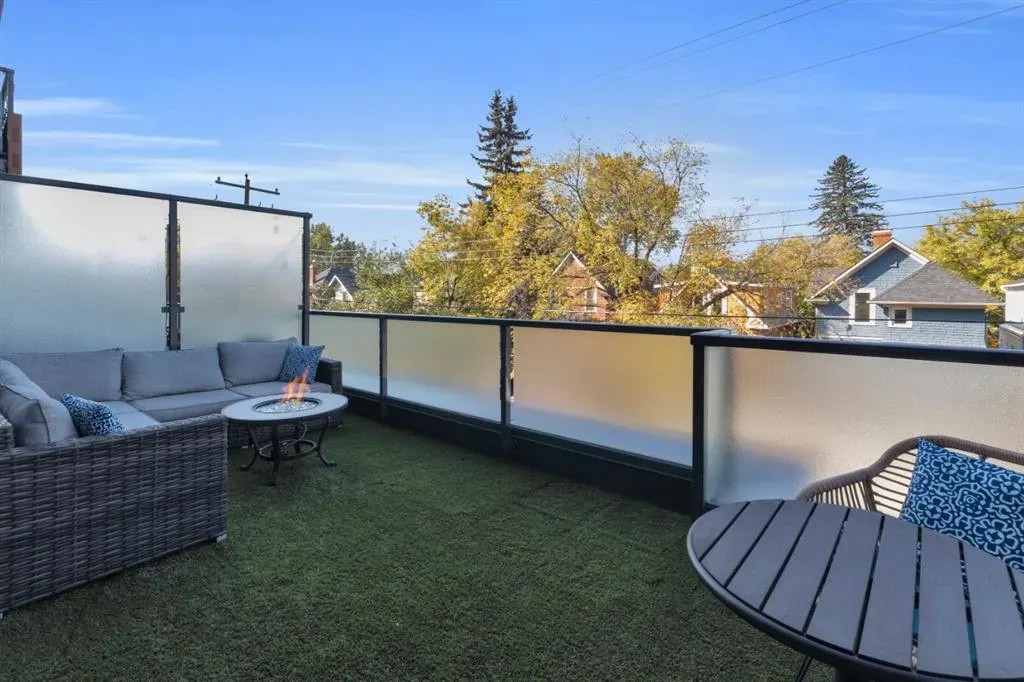 301 10 Street NW, #211