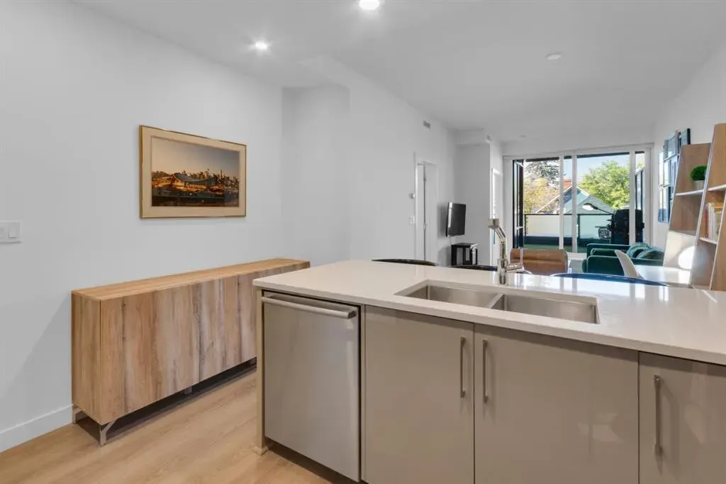 301 10 Street NW, #211