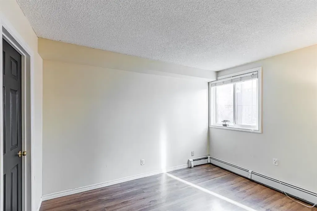 6827 Centre Street NW, #1