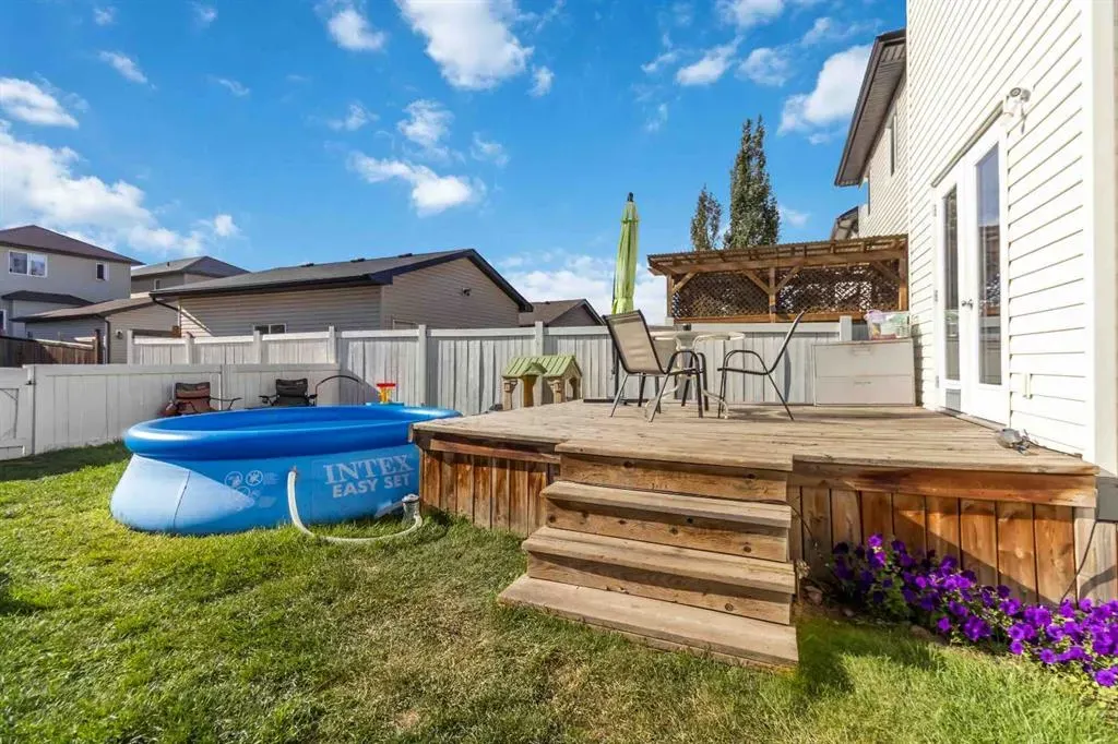 172 Fireweed Crescent