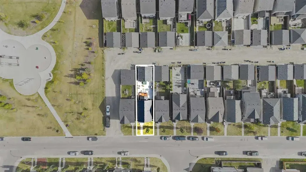 144 Skyview Point Green NE